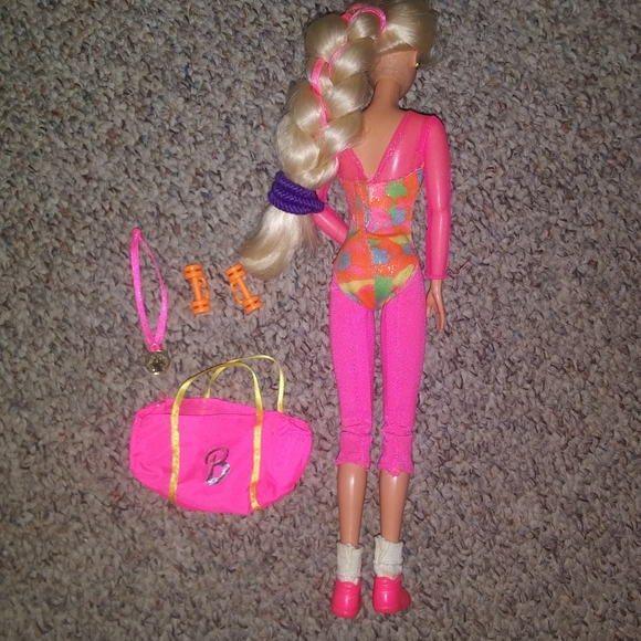 Vintage 1993 Barbie Gymnast Doll - Picture 4 of 4